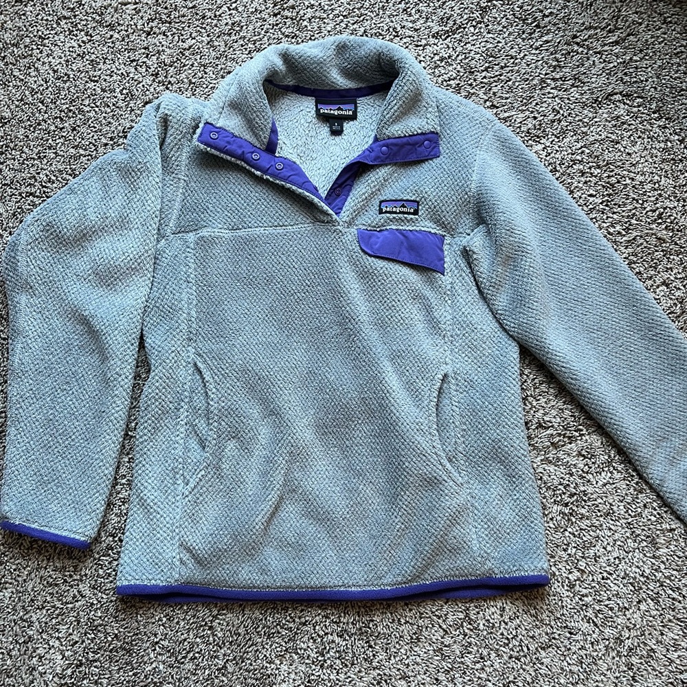 Patagonia fleece pullover